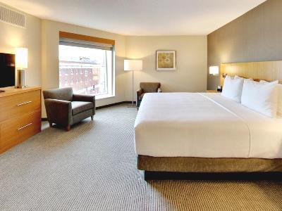 Doubletree By Hilton Downtown Hotel Edmonton